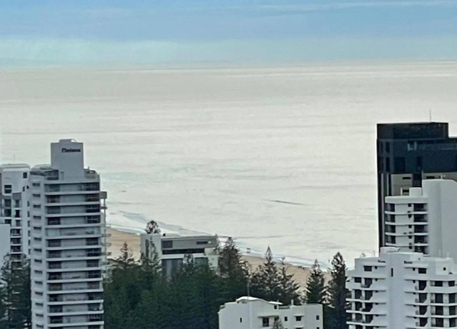 Oracle Broadbeach: Luxurious Sky With Panoramic Views