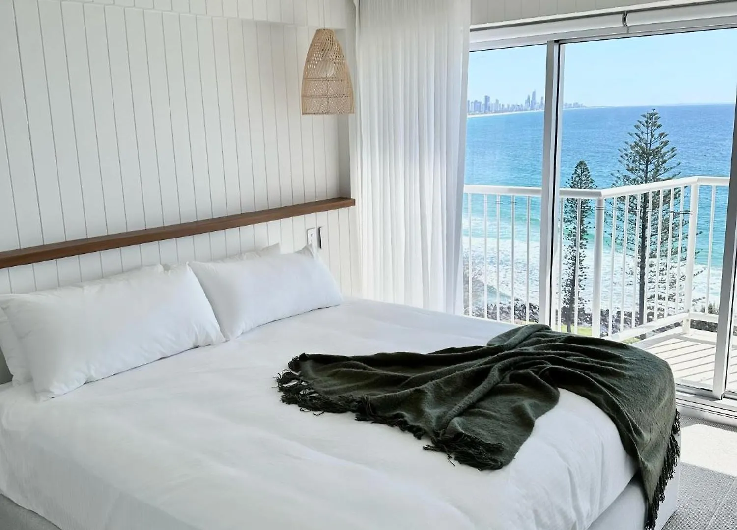Hillhaven 4* Gold Coast
