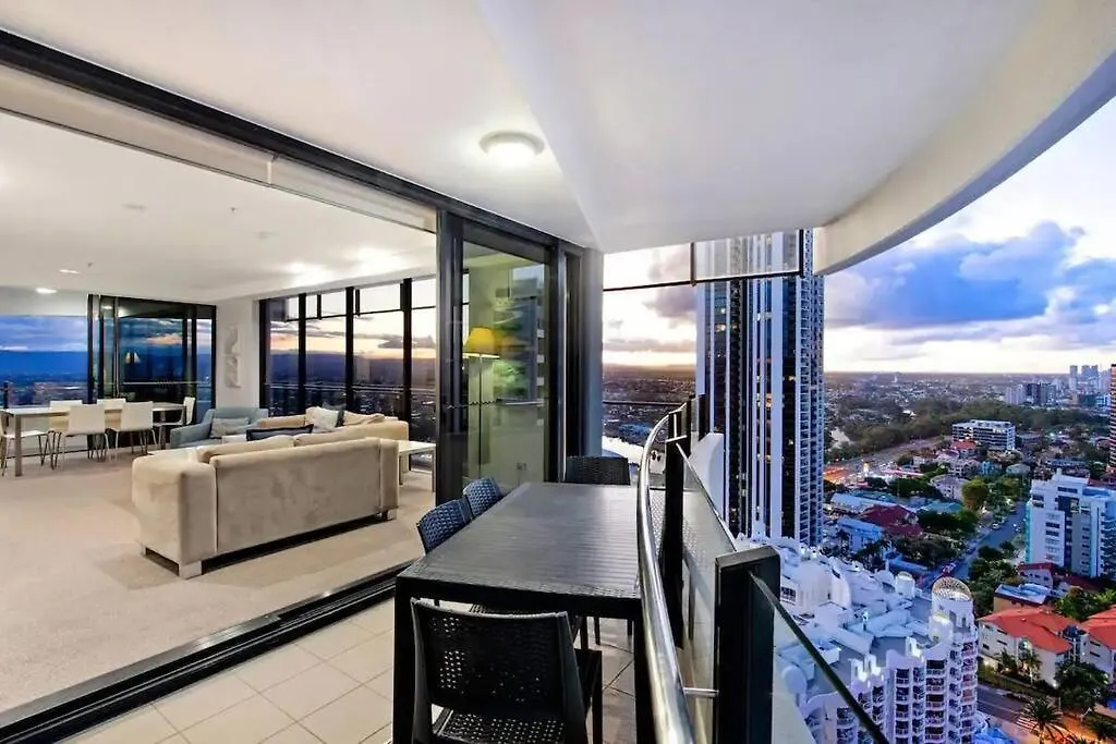 24th Floor Luxury, The Wave Broadbeach アパート *