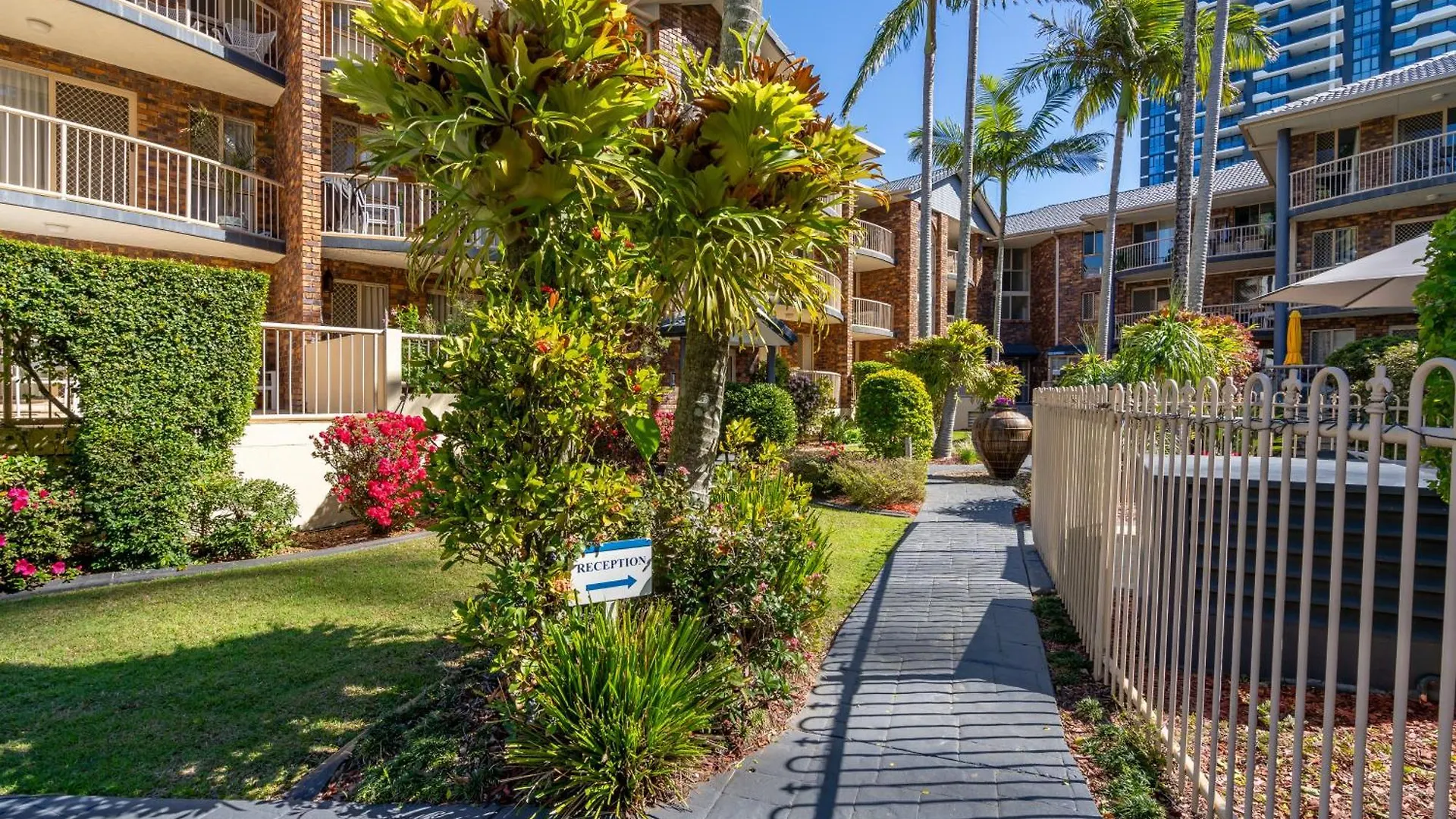 Oceanside Cove 4* Gold Coast