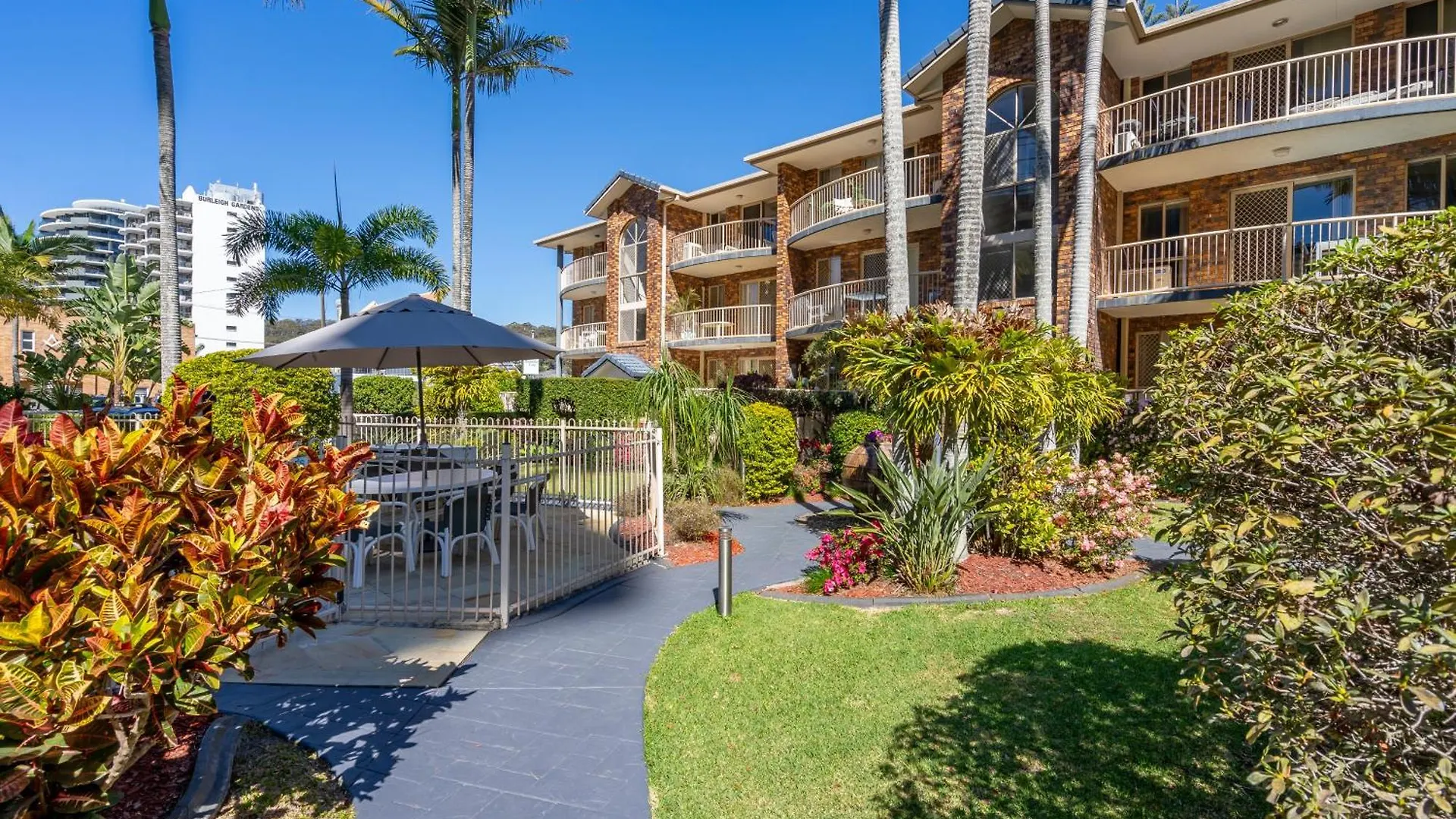 Oceanside Cove Aparthotel Gold Coast
