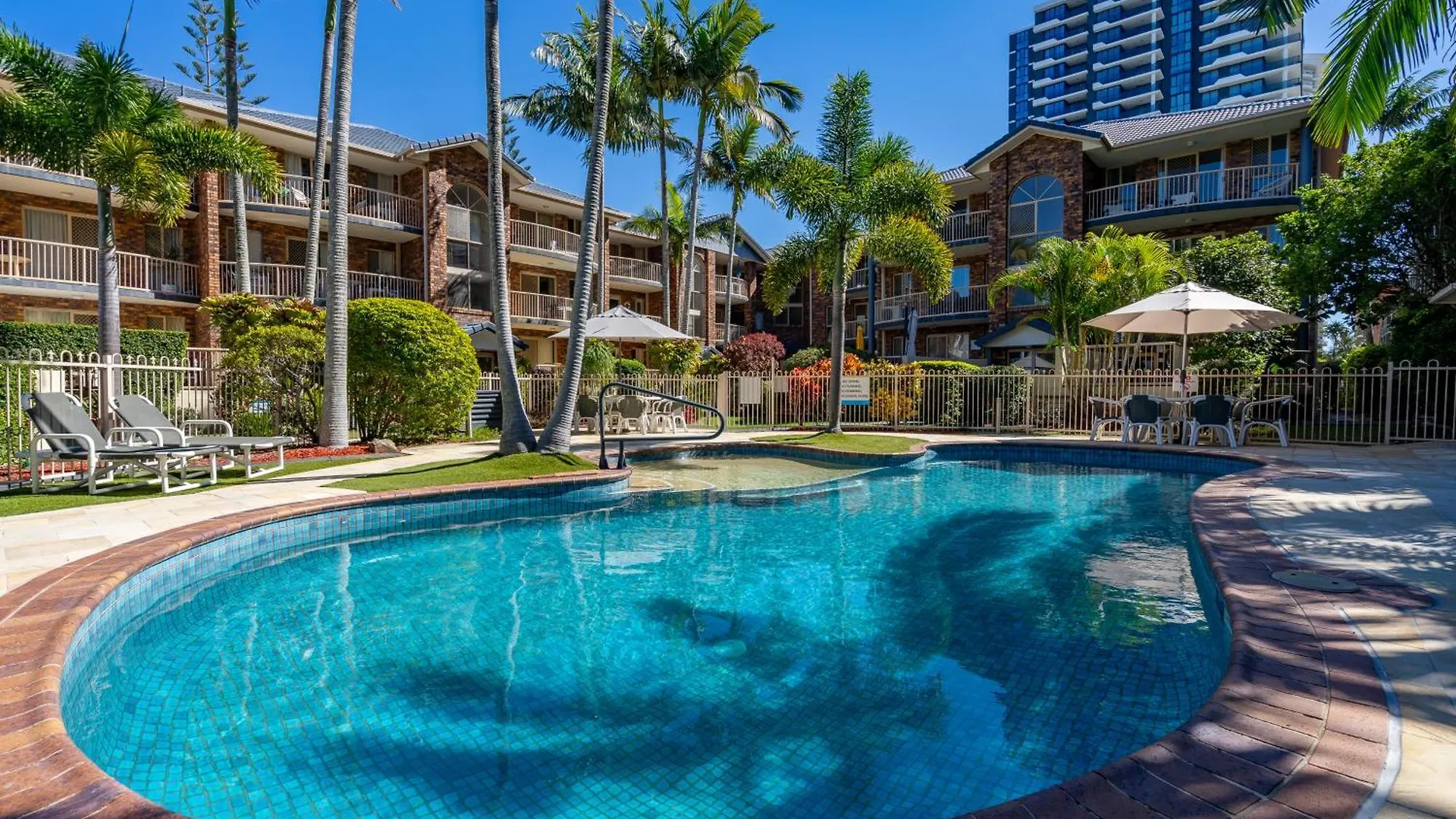 Oceanside Cove Aparthotel Gold Coast