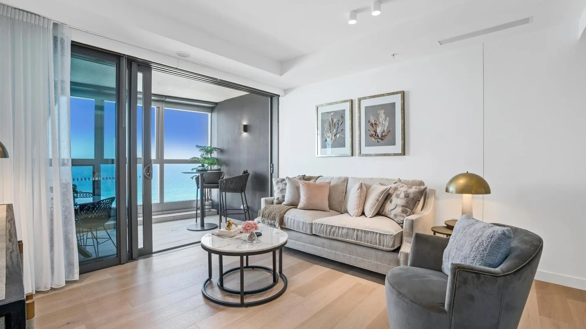 Apartment Jewel Beachfront Residences Gold Coast