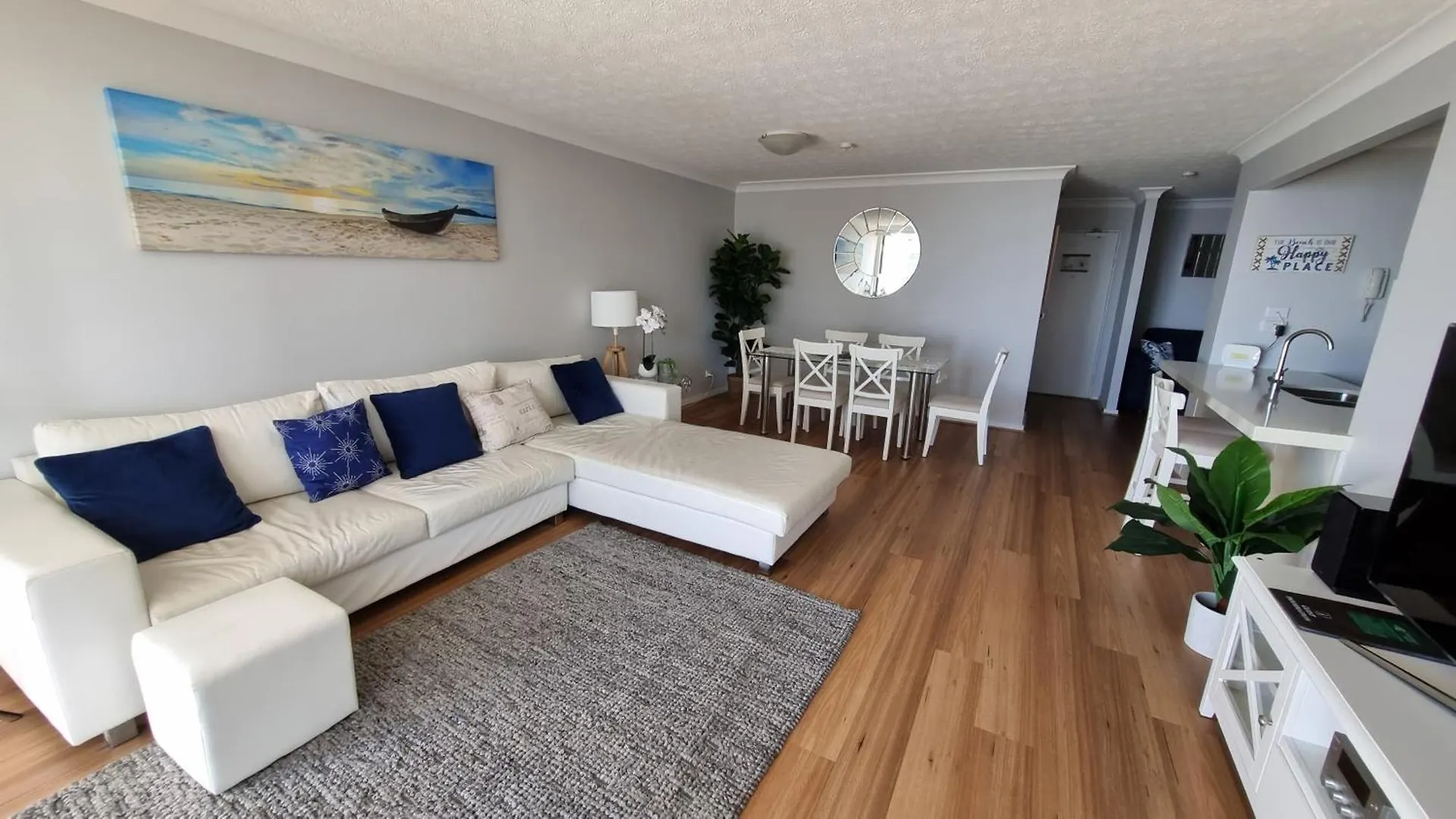 Apart-hotel Breakers North Absolute Beachfront - Official Gold Coast