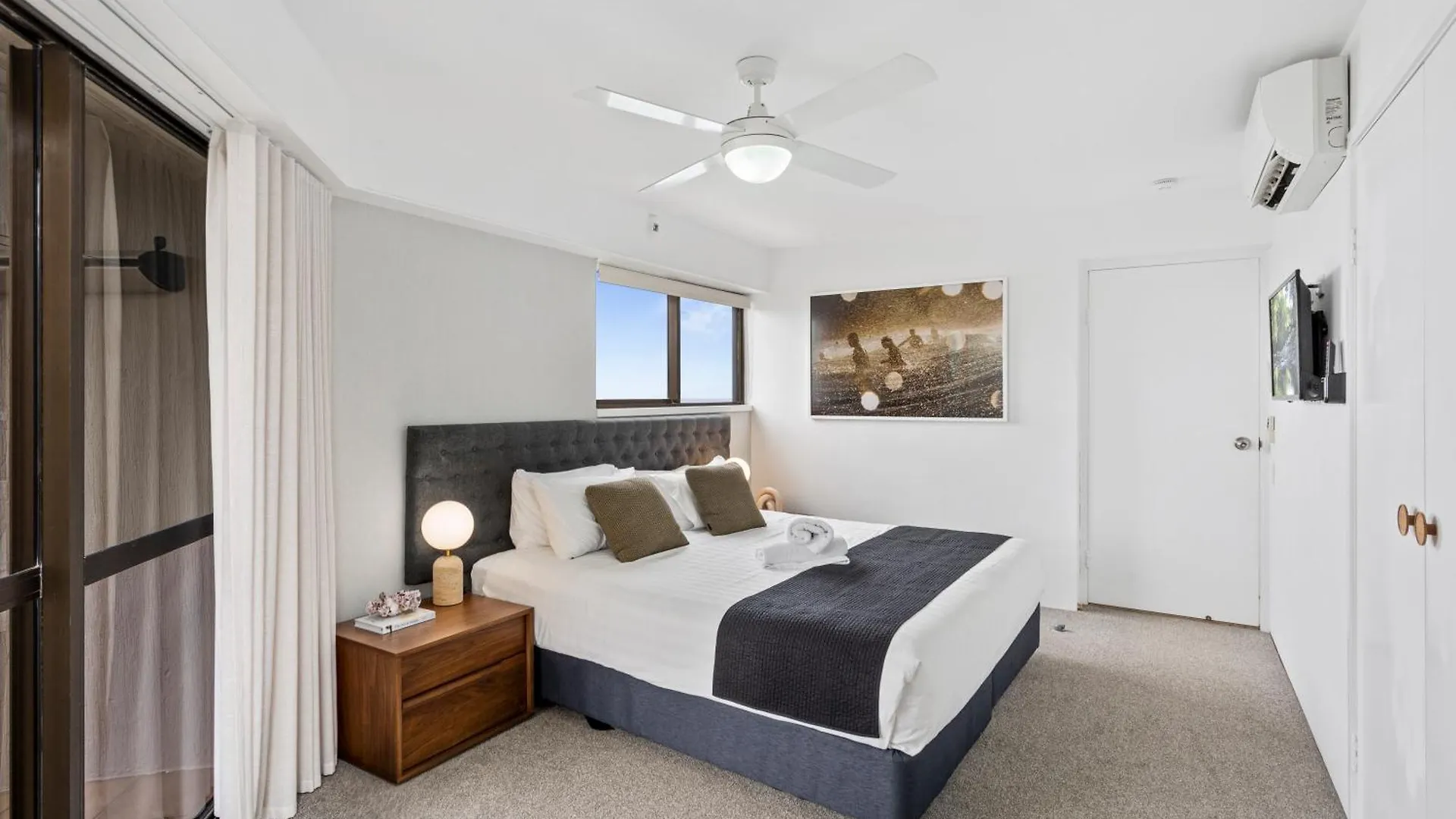Aparthotel Burleigh Esplanade 4*