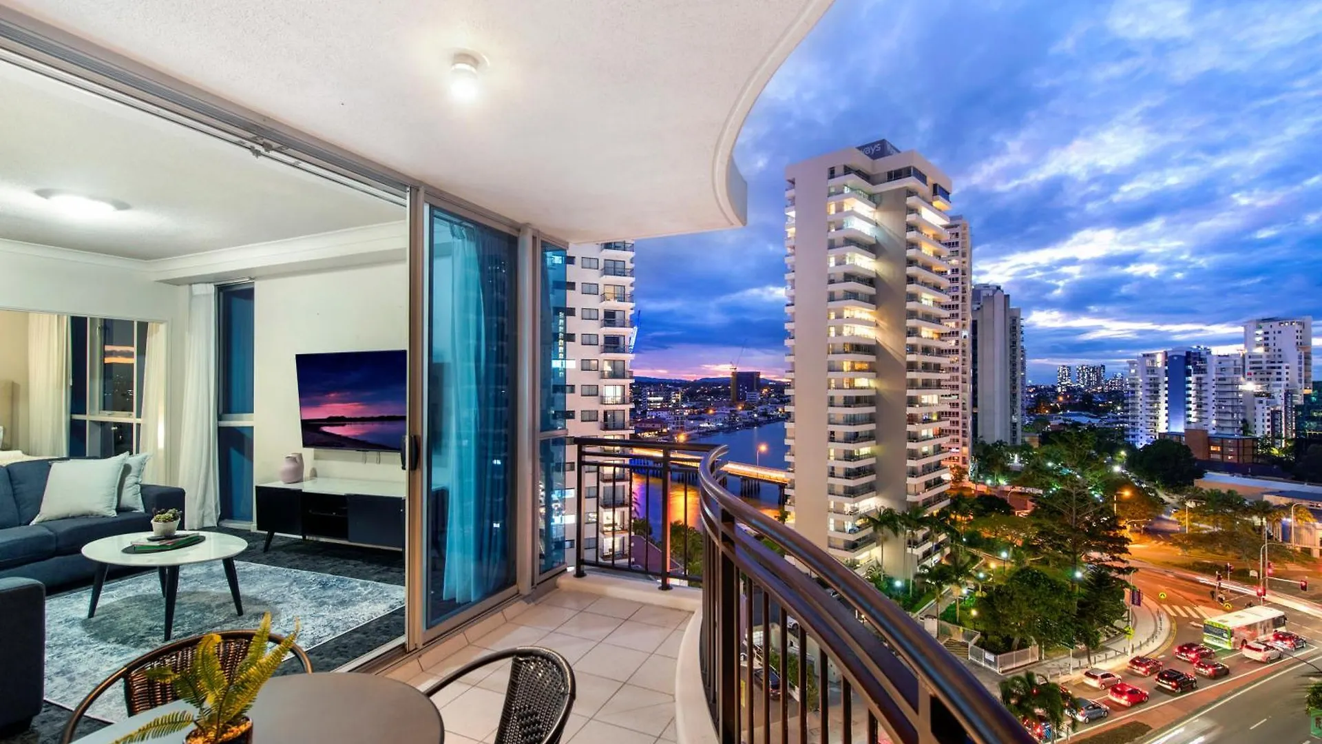 Apartment Chevron Renaissance - Self Contained & Privately Managed Gold Coast