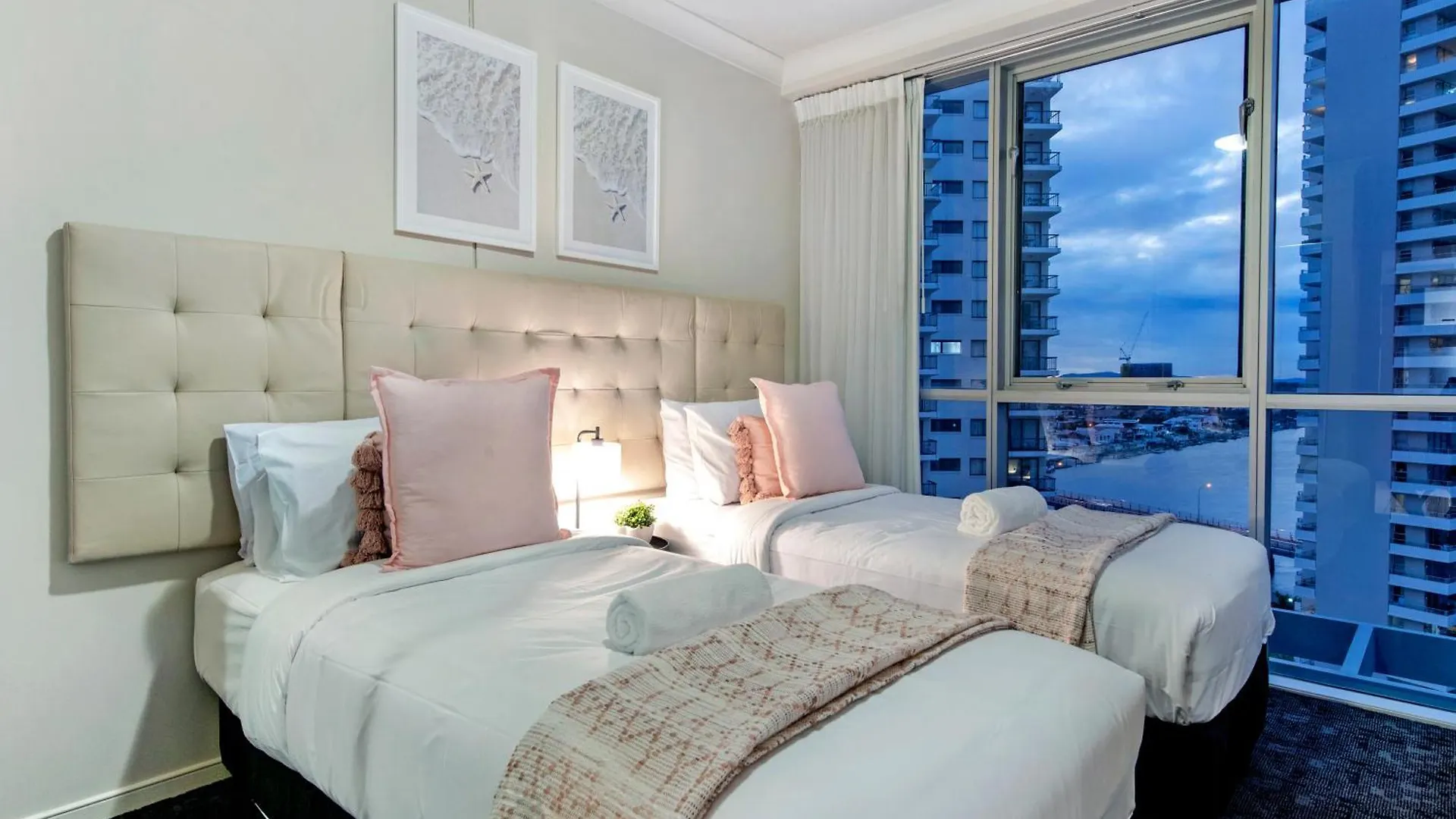 Chevron Renaissance - Self Contained & Privately Managed Apartment Gold Coast