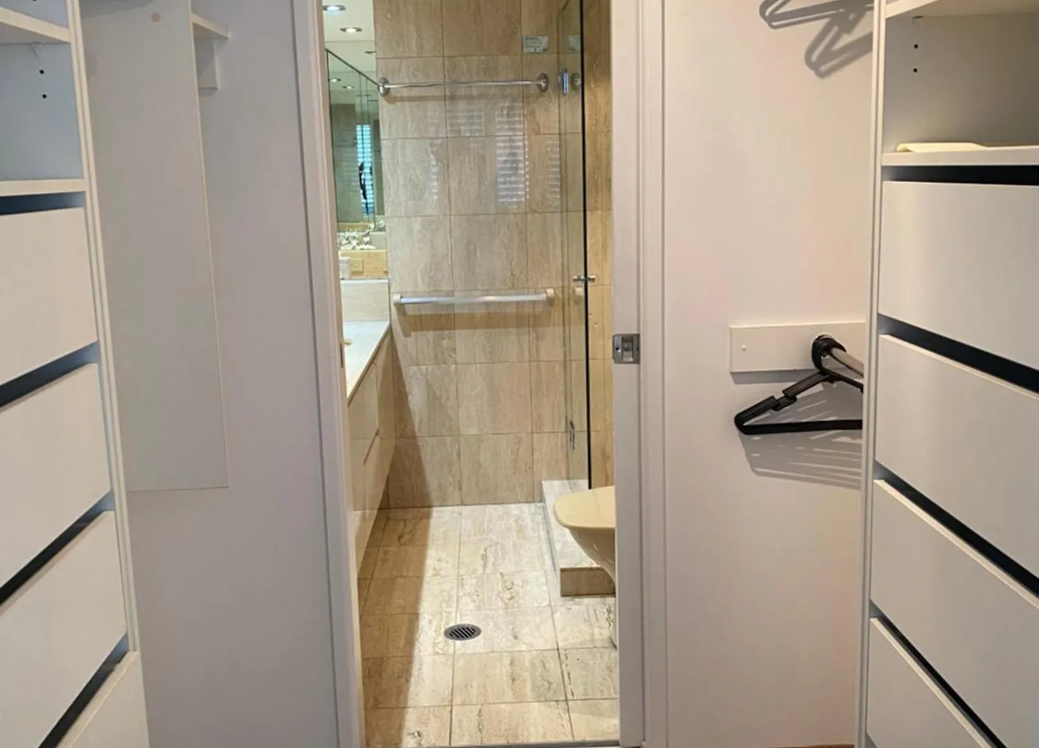 Contessa Aparthotel 4*
