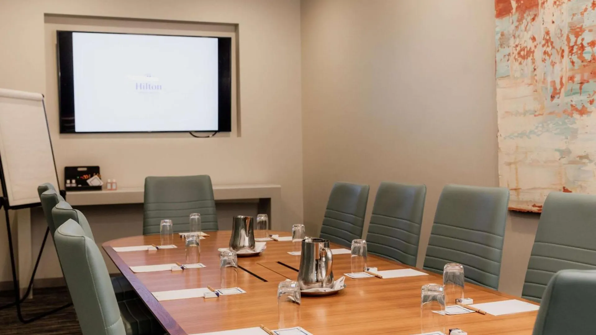 אתר נופש Hilton Surfers Paradise & Residences גולד קוסט