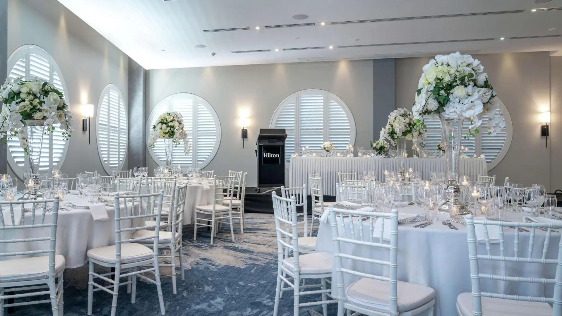 אתר נופש Hilton Surfers Paradise & Residences גולד קוסט