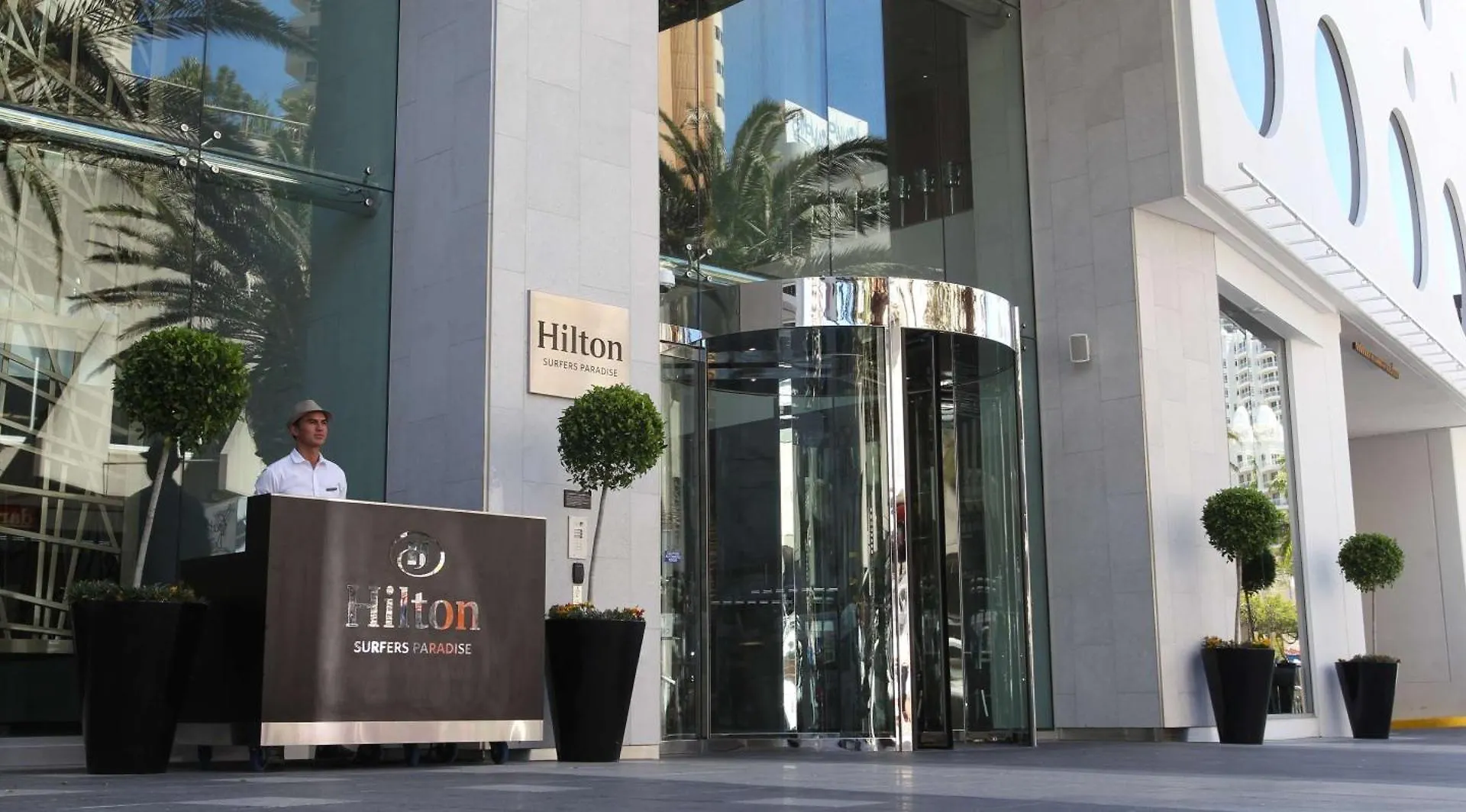 אתר נופש Hilton Surfers Paradise & Residences