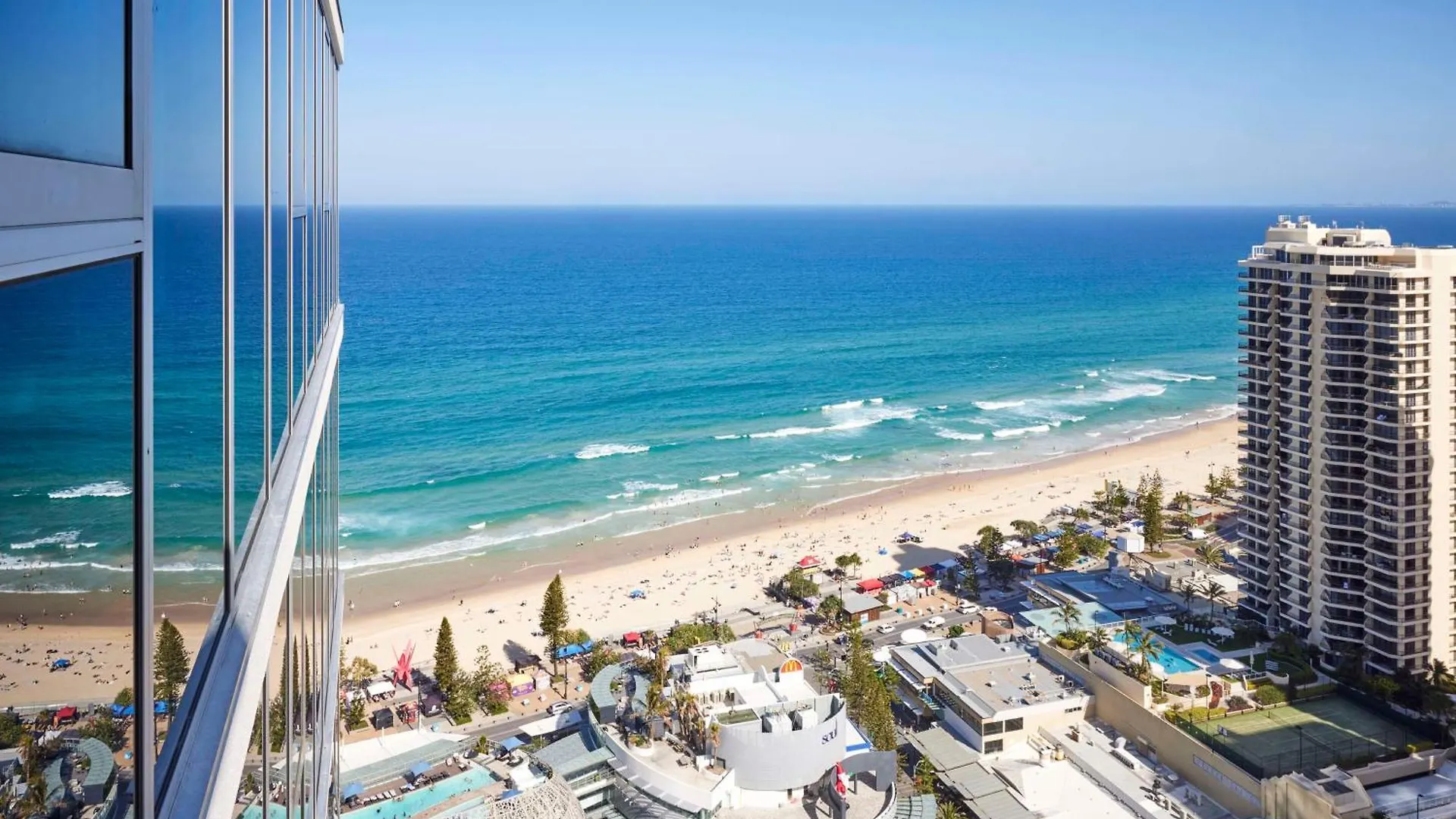 Hilton Surfers Paradise & Residences אתר נופש גולד קוסט