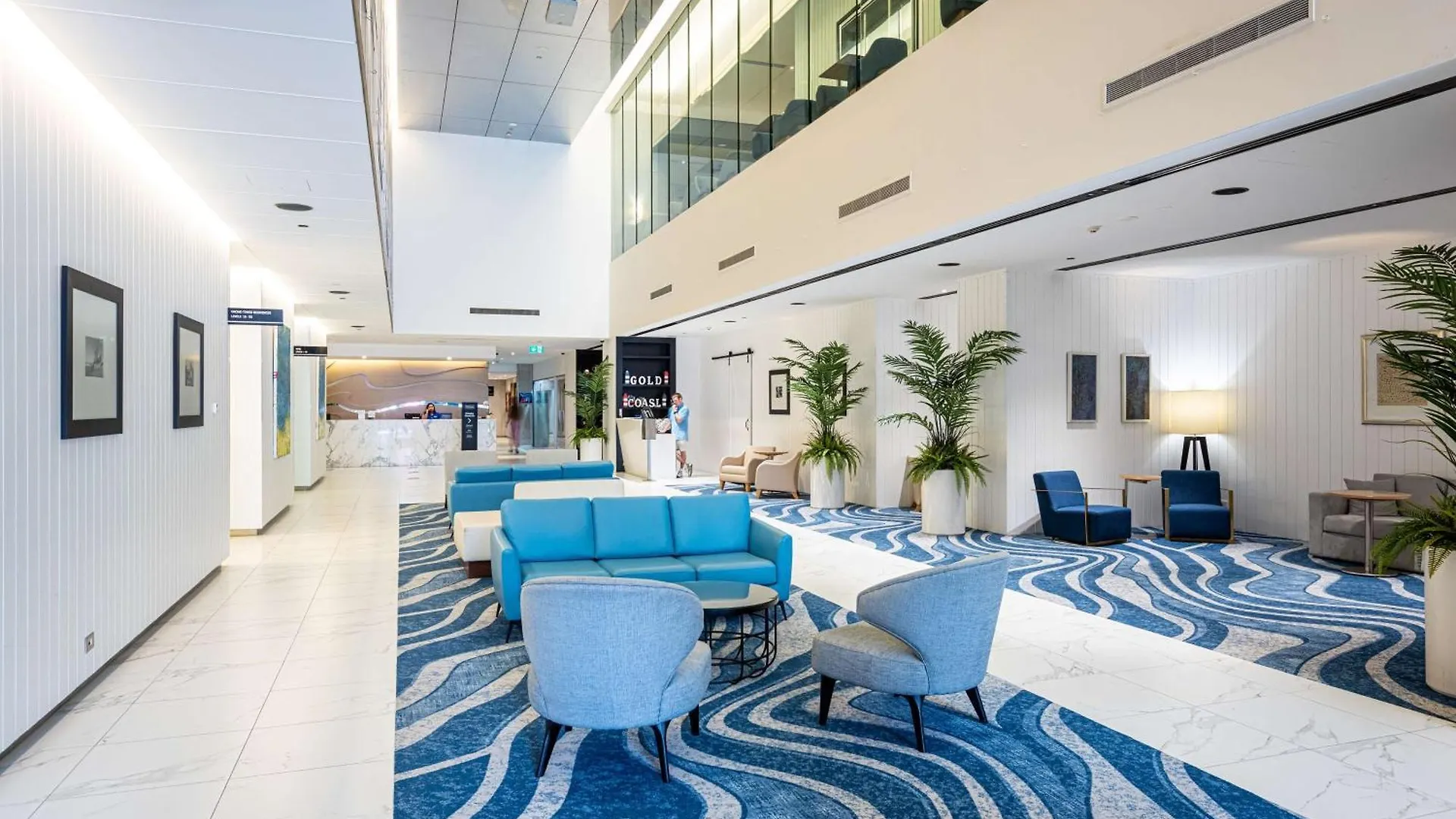Hilton Surfers Paradise & Residences 5*