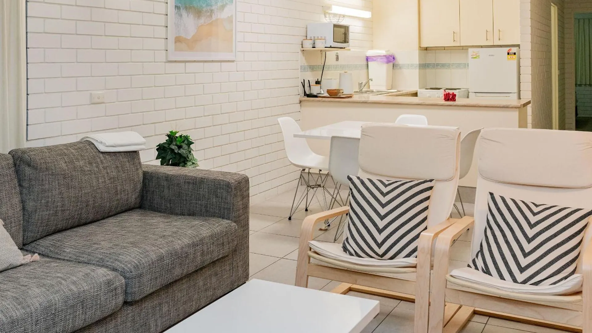 Trickett Gardens Aparthotel