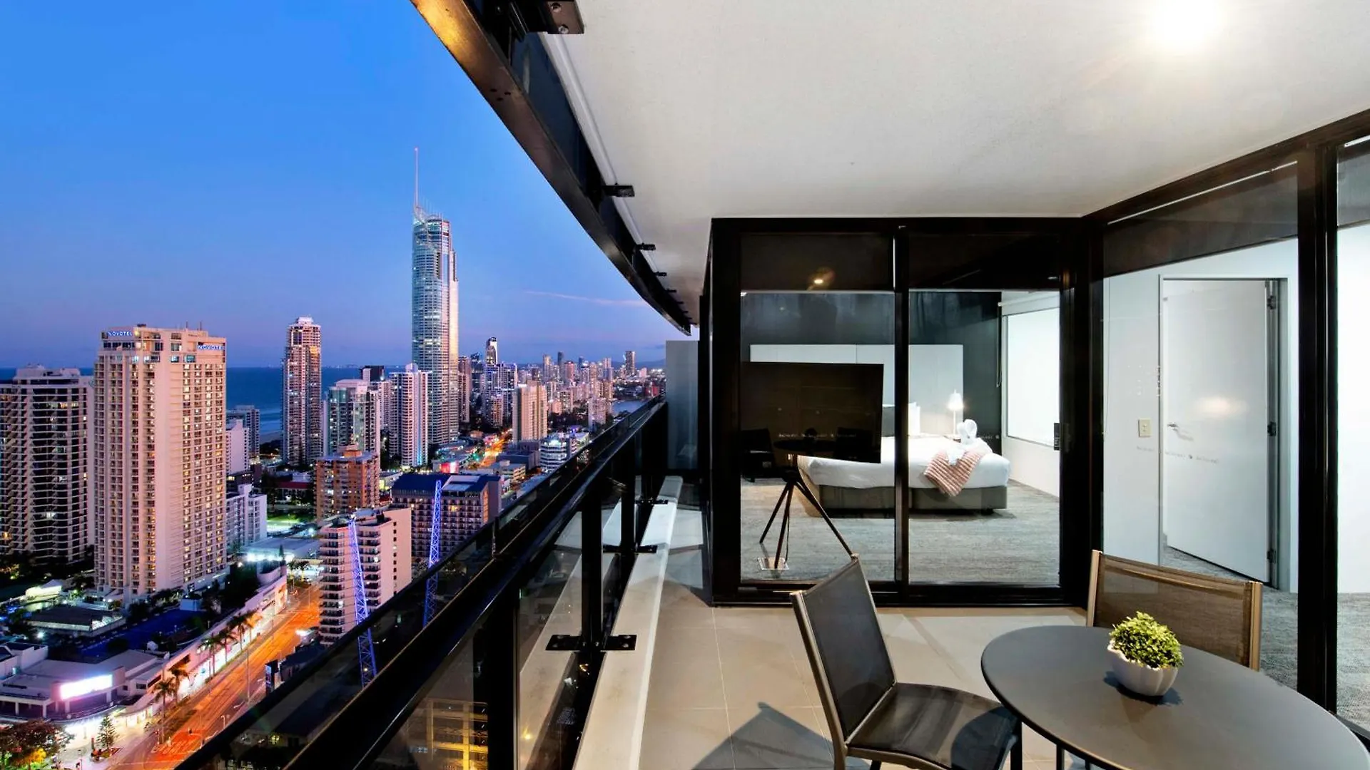Ocean View With Balcony - Circle On Cavill - Location! - Self Contained & Privately Managed Apartment *