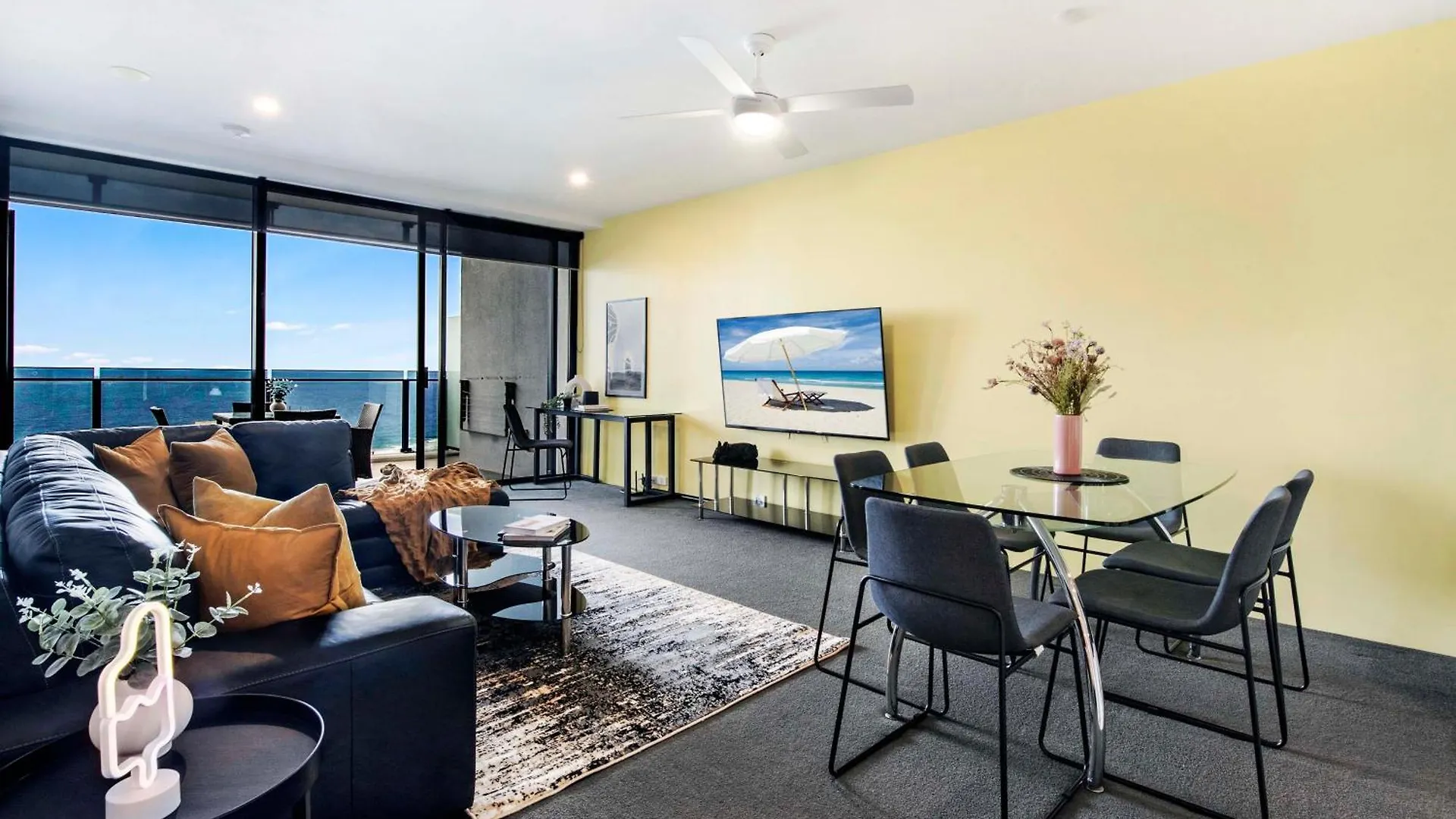 Ocean View With Balcony - Circle On Cavill - Location! - Self Contained & Privately Managed *