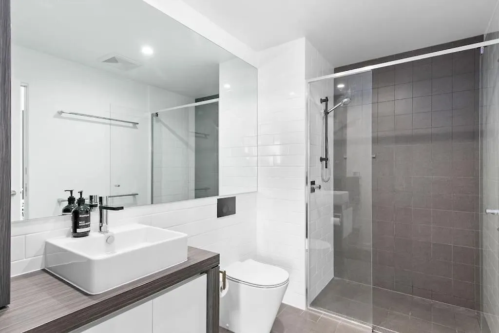 Burleigh Escape With Stunning Sunset Views Apartment Gold Coast