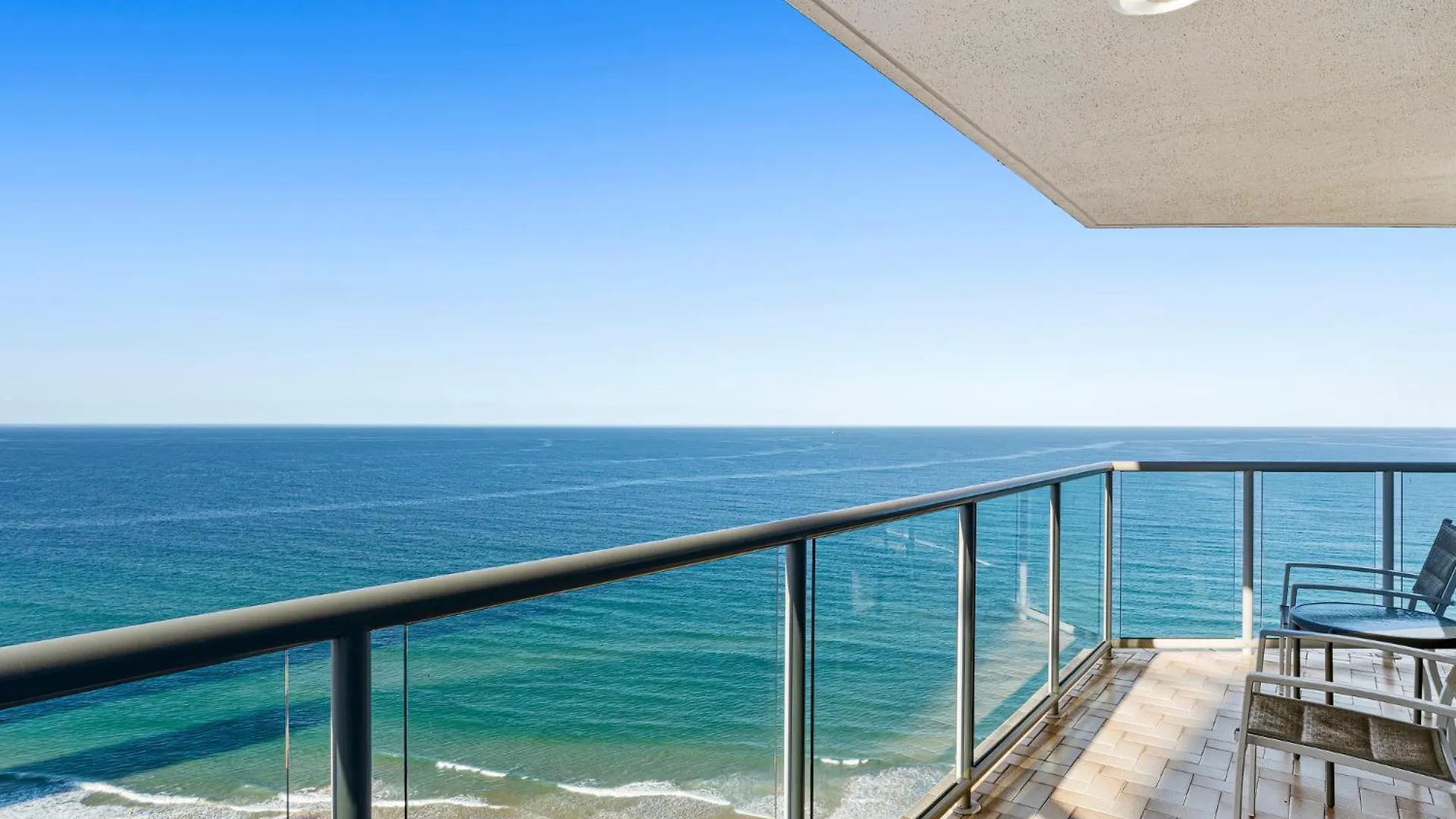 Peninsula Surfers Paradise - Hosted By Coastal Letting