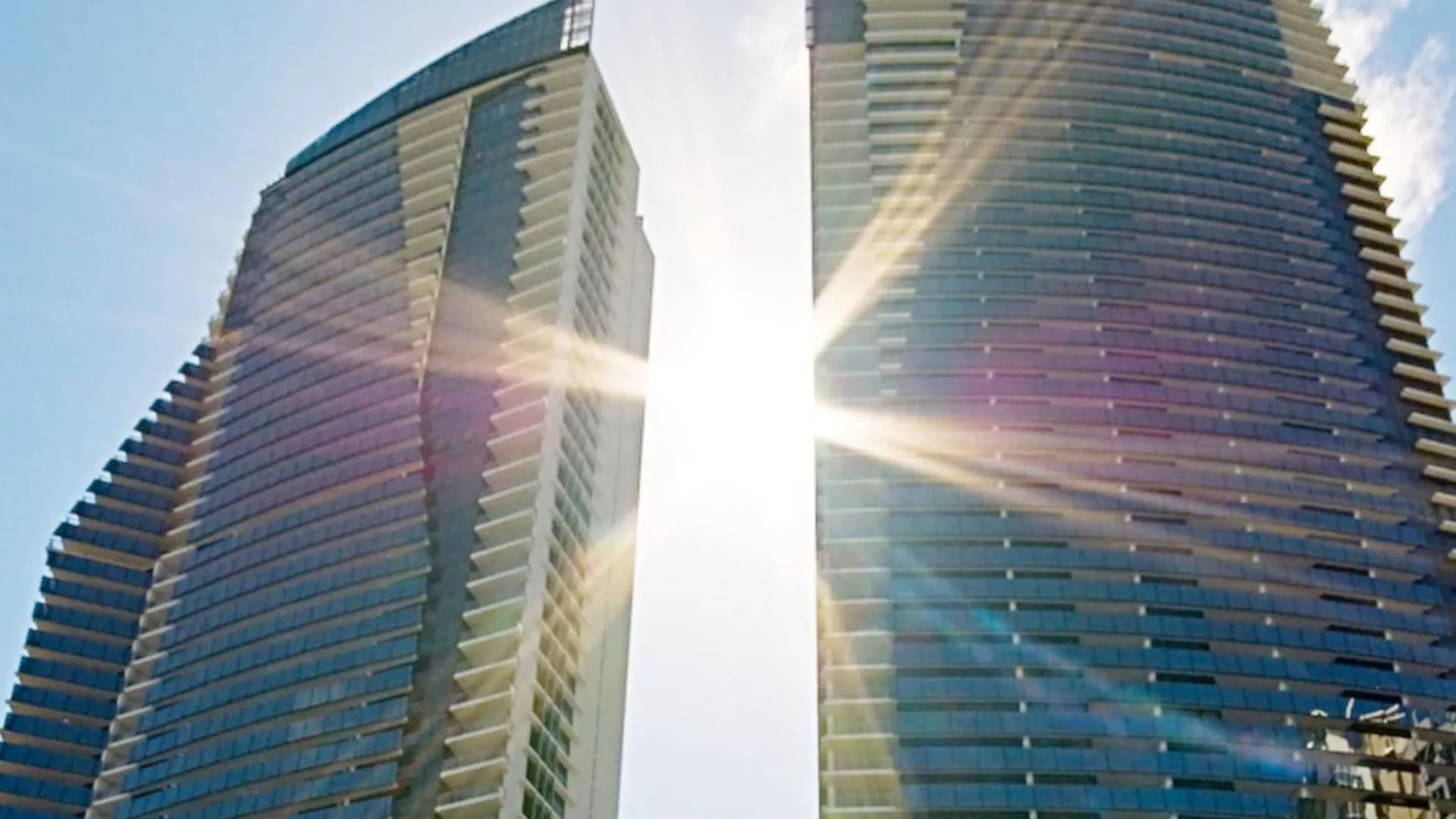 Aparthotel Circle On Cavill By Vaun *