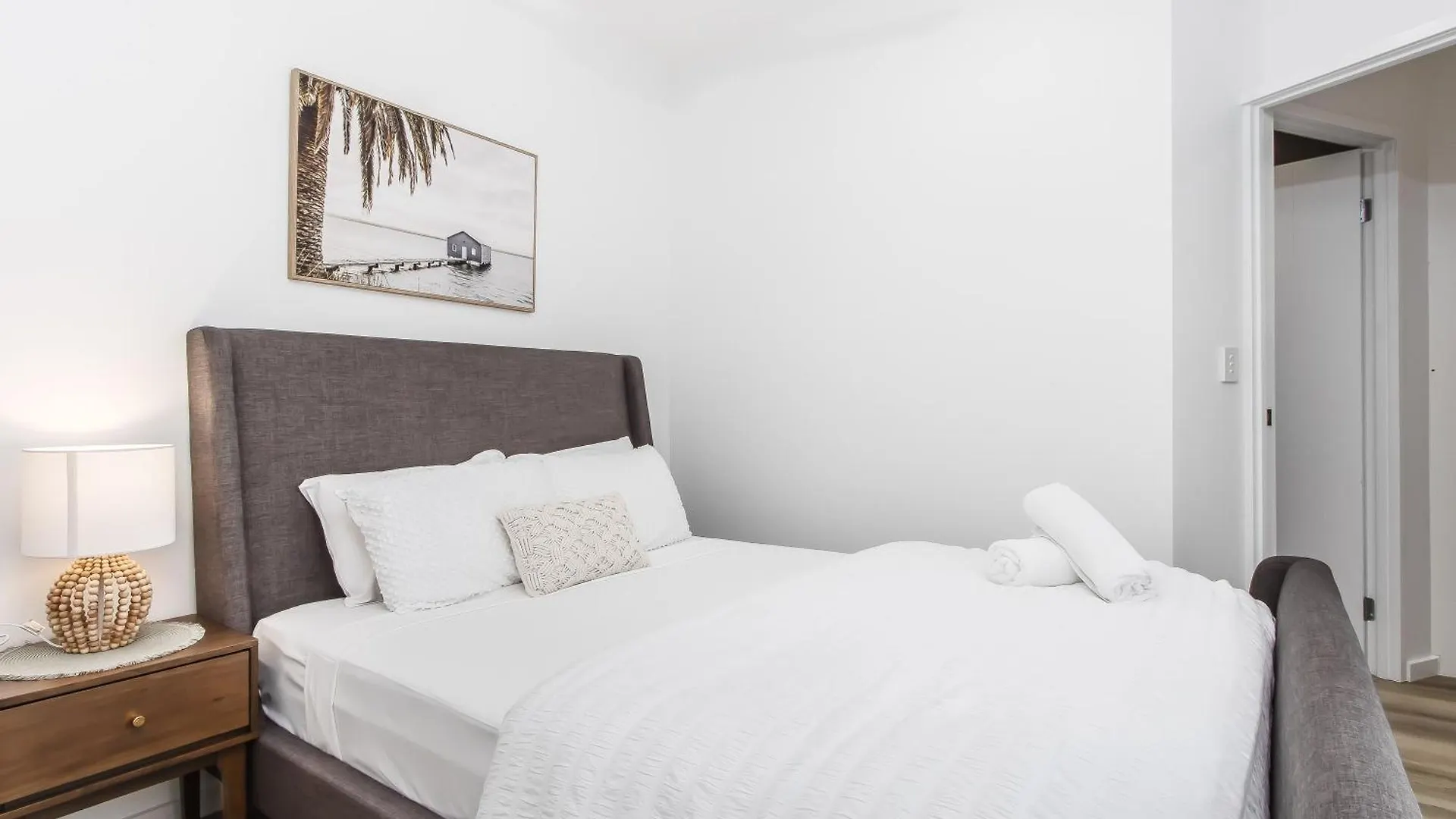 The Laneway By Burleigh Letting Company Gold Coast