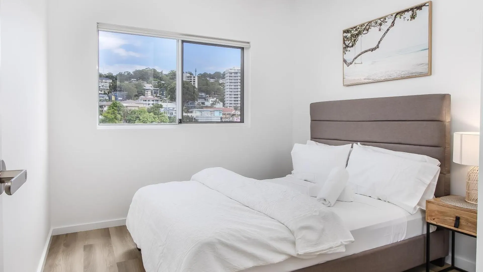 The Laneway By Burleigh Letting Company *