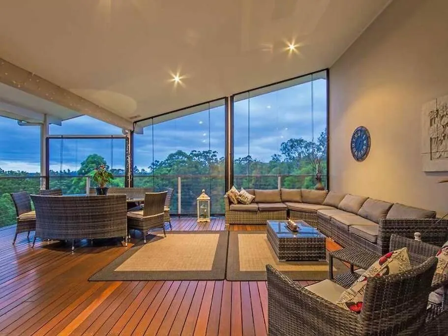 Holiday home Tranquility With Views Of The Coast