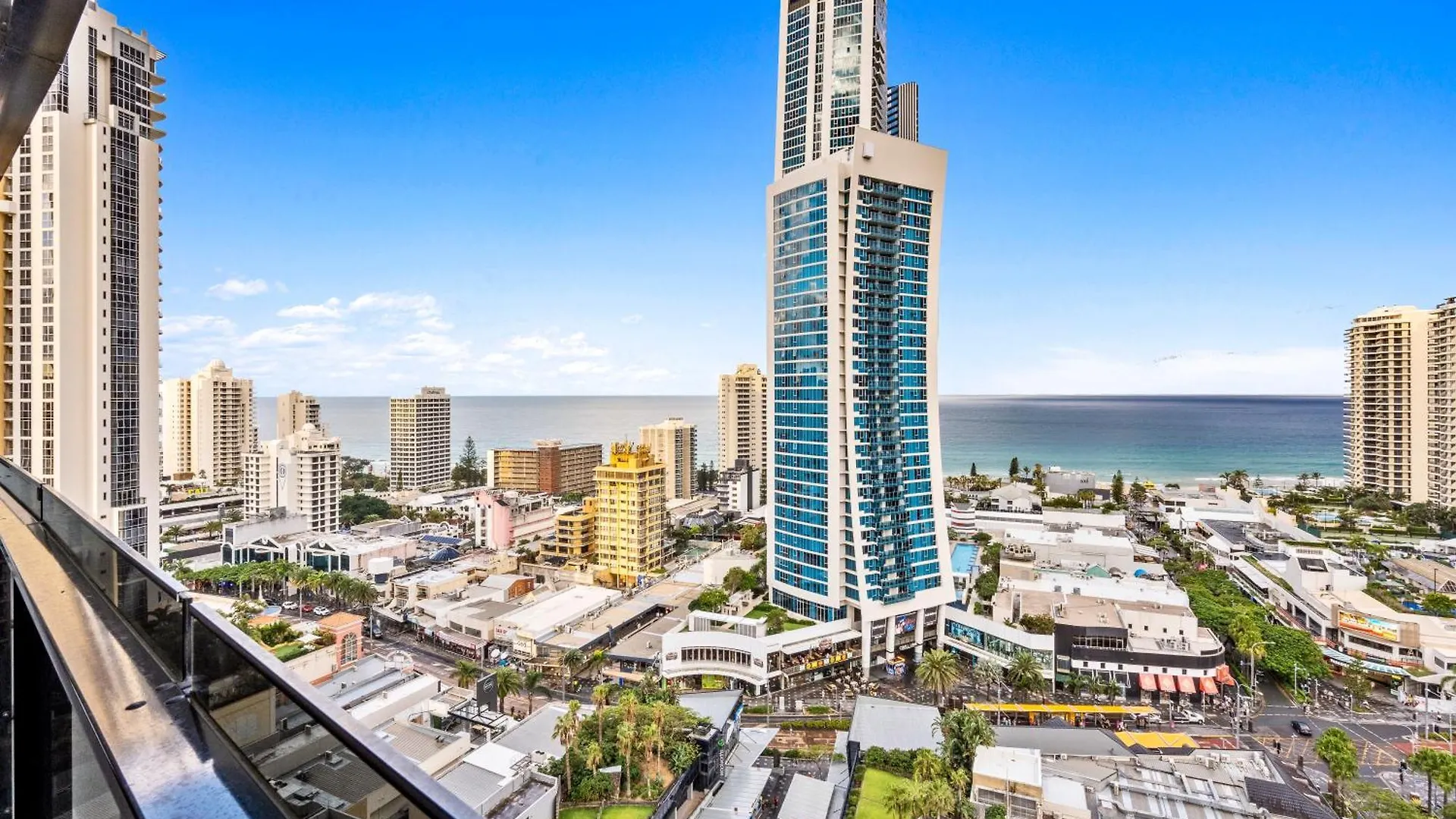 Ocean View With Balcony - Circle On Cavill - Location! - Self Contained & Privately Managed Apartment Gold Coast