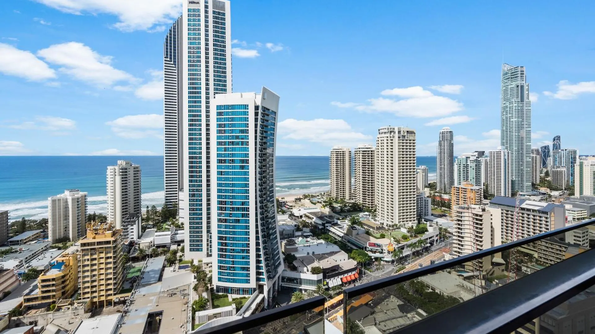 Converted Two Bedroom At Circle On Cavill - Self Contained, Privately Managed - Wow Gold Coast