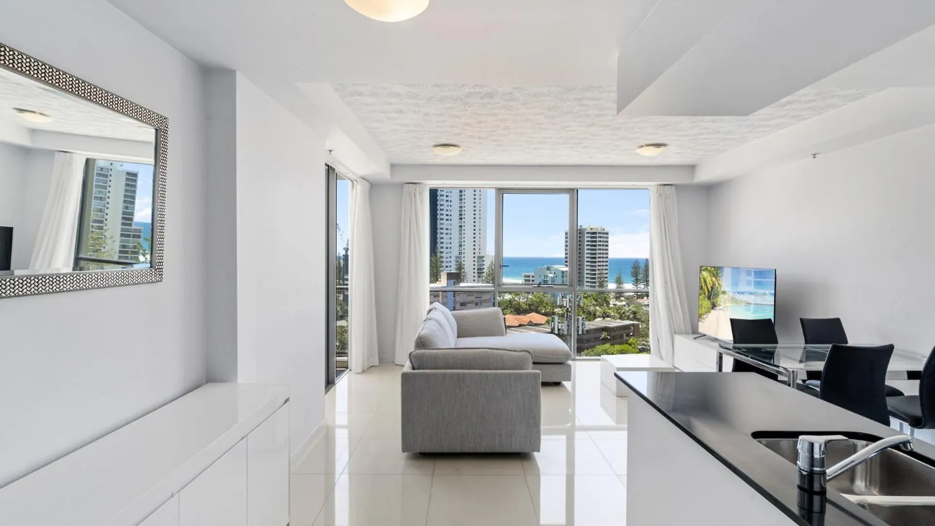 Oceanique - Ocean View 2bdr Parking Netflix Pool Apartment Gold Coast