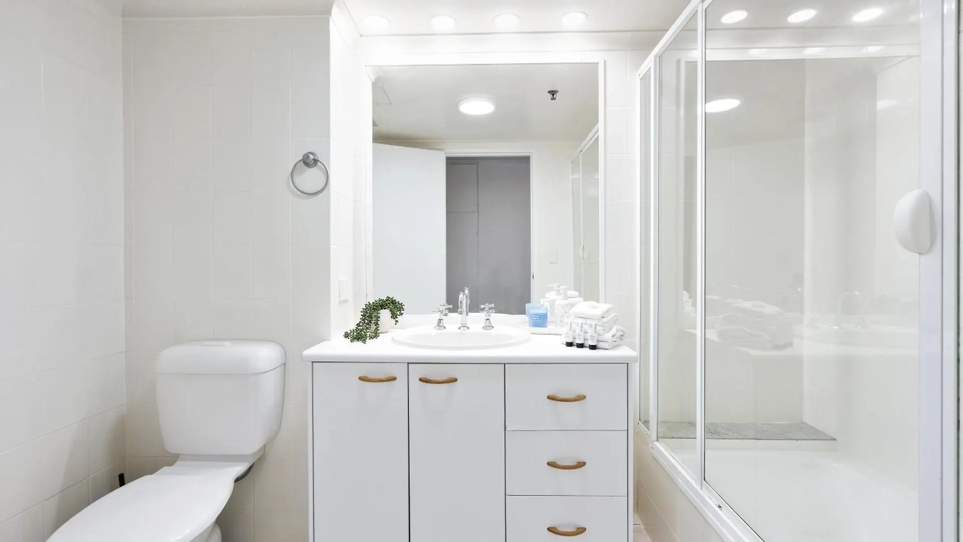 Aegean - Q Apartment *
