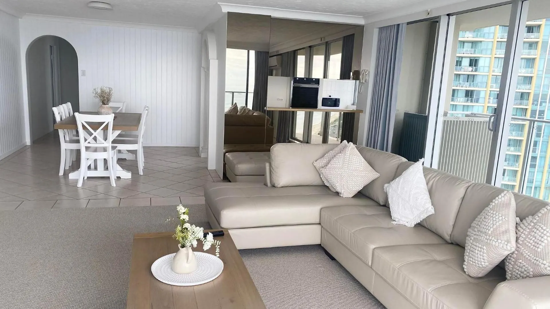 Aparthotel Hi Surf Beachfront Gold Coast