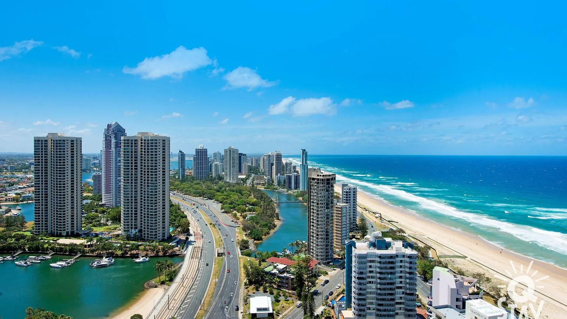 3 Bedroom Penthouse With Private Pool - Q Apartment