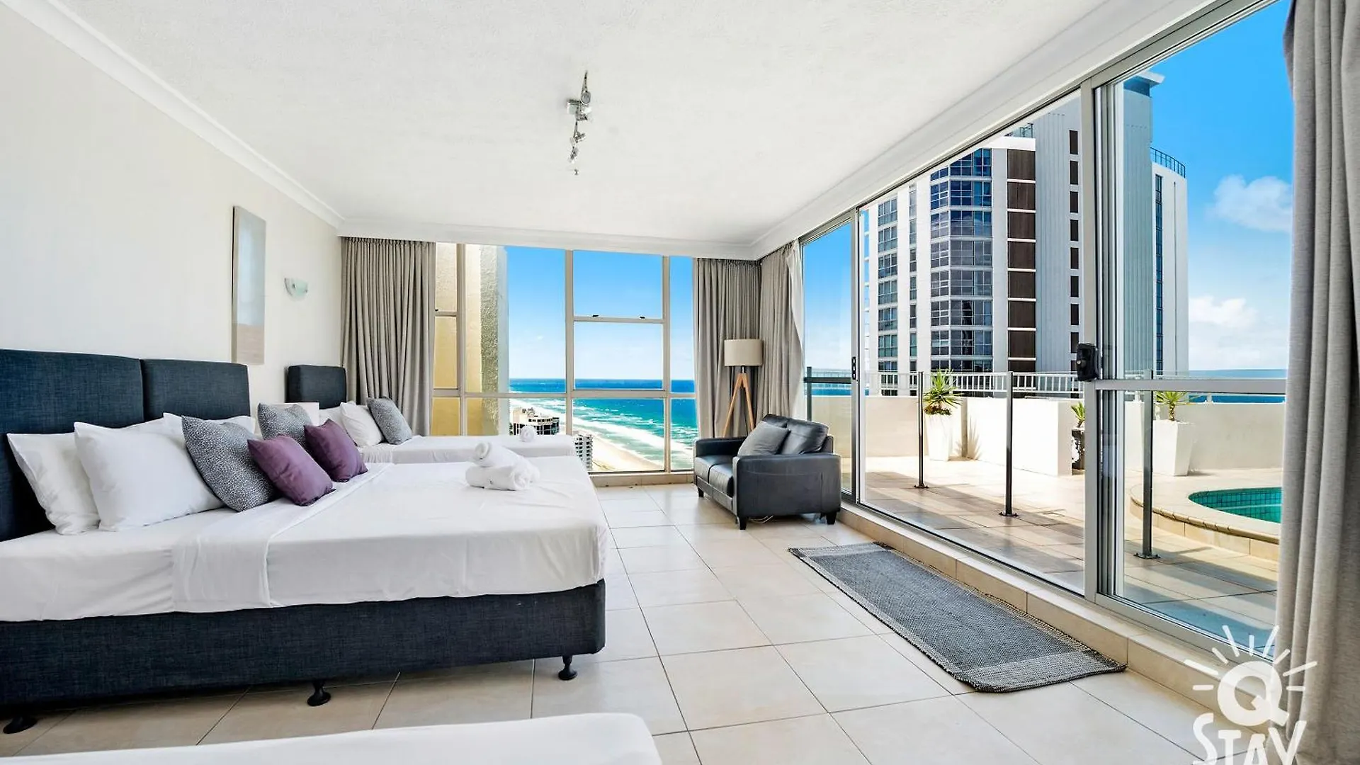 Apartment 3 Bedroom Penthouse With Private Pool - Q Gold Coast