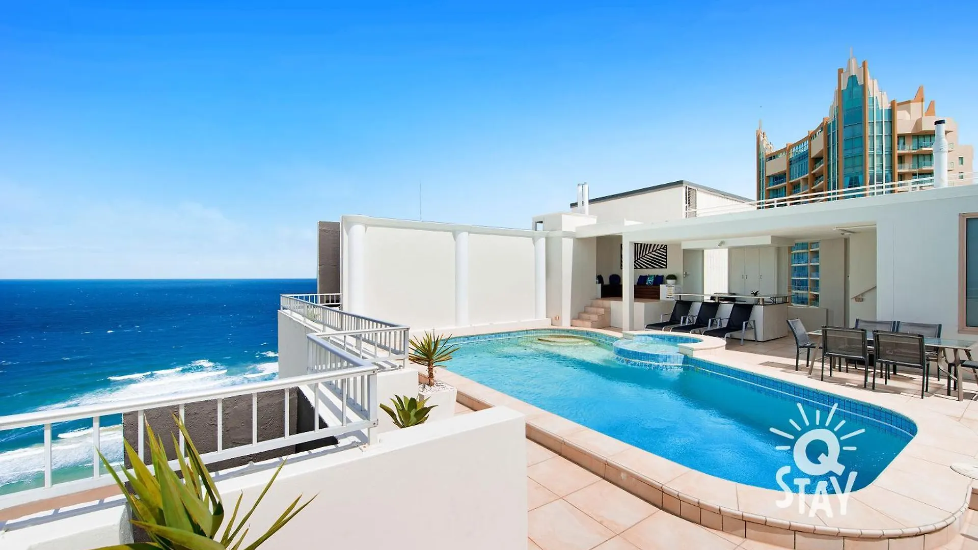 3 Bedroom Penthouse With Private Pool - Q *