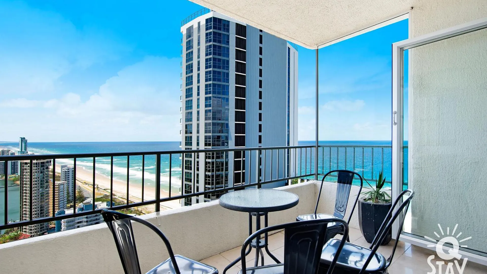 3 Bedroom Penthouse With Private Pool - Q *