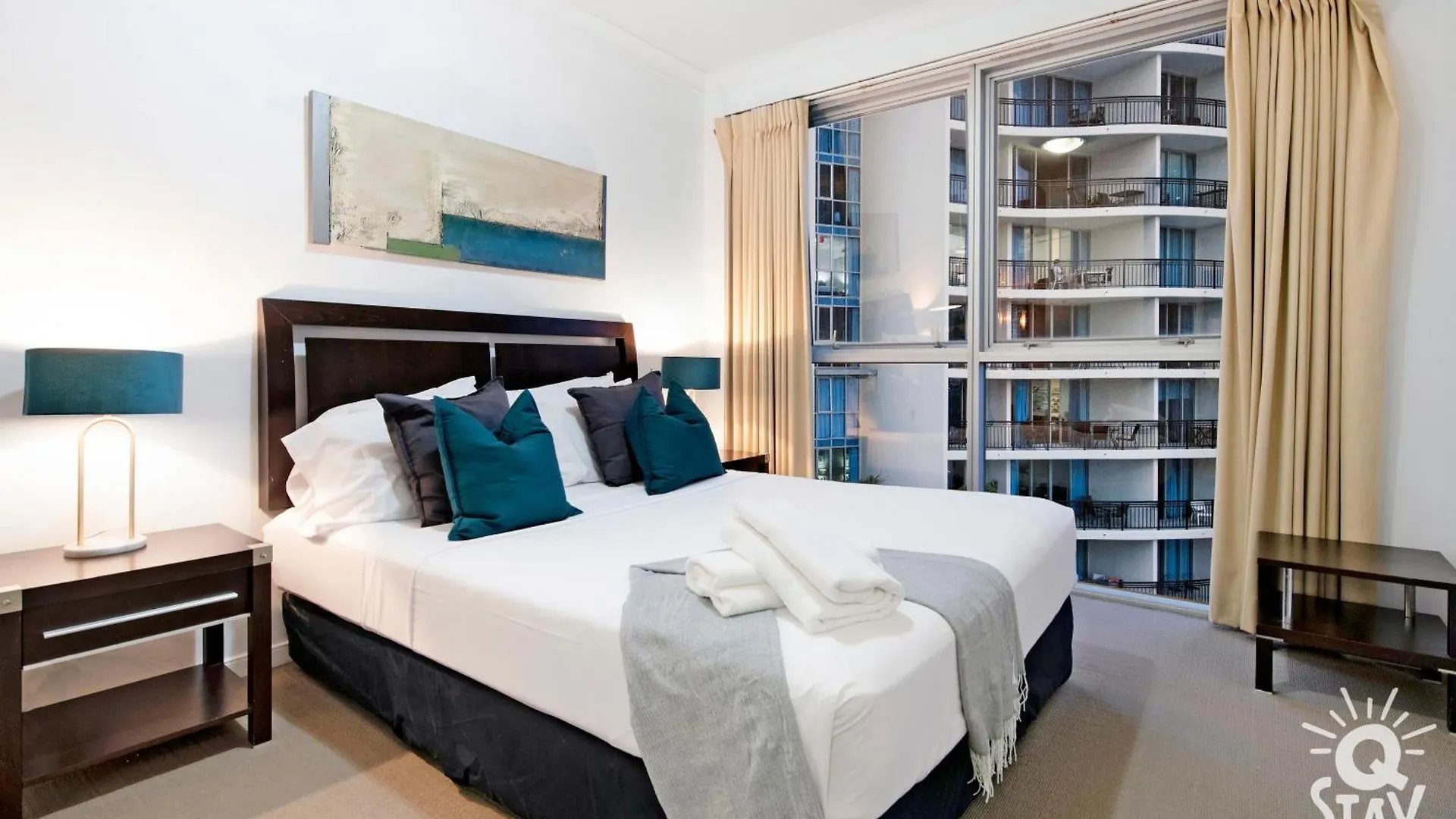 Kids Free In Hinterland View 2 Bedroom 1 Bathroom At Chevron Renaissance- Q Apartment Gold Coast