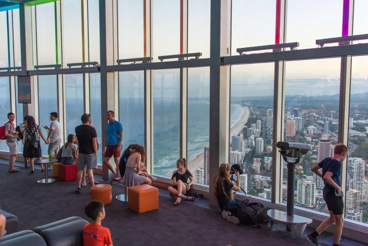 2 Bdrm In 'aquarius' Surfers Broadbeach