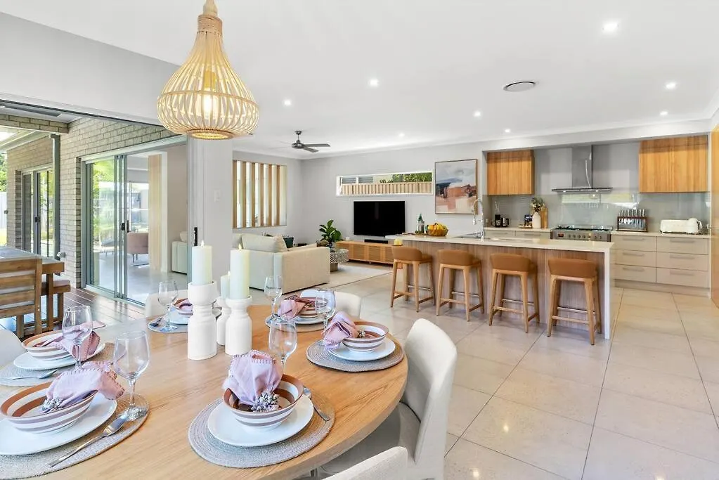 Burleigh Getaway Gold Coast
