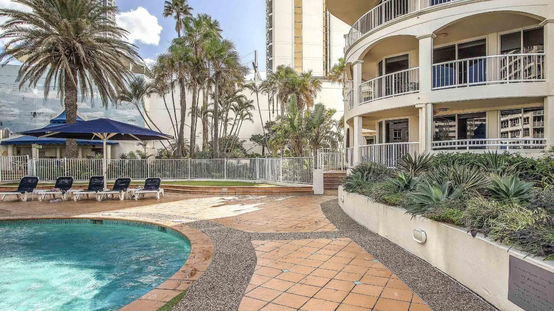 Moroccan Surfers - Hosted By Coastal Letting *