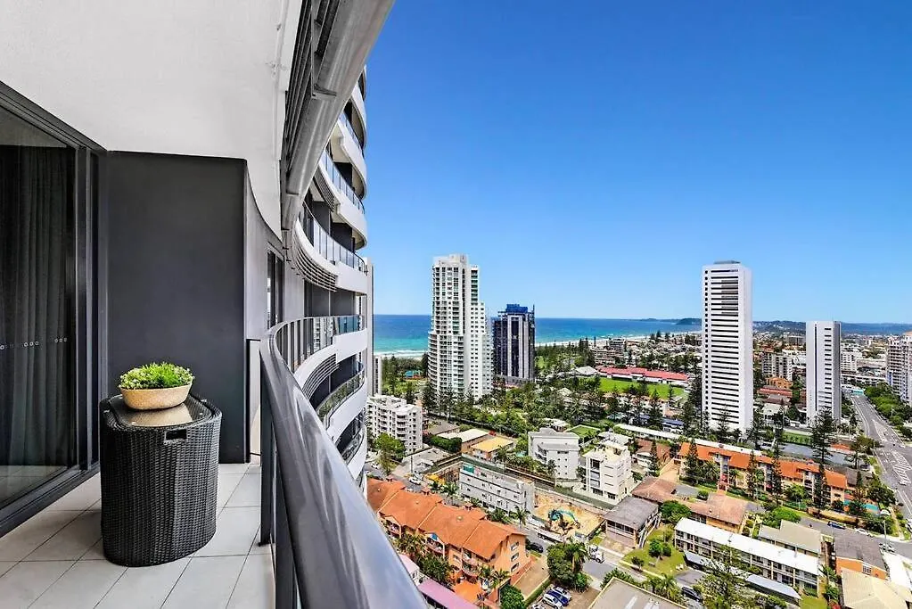 Oracle 2101 Apartment