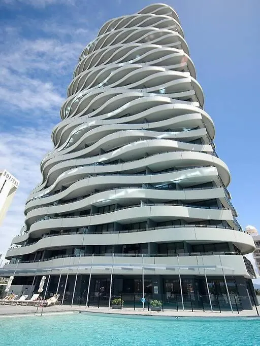 Luxury Wave Broadbeach 2302 Apartment