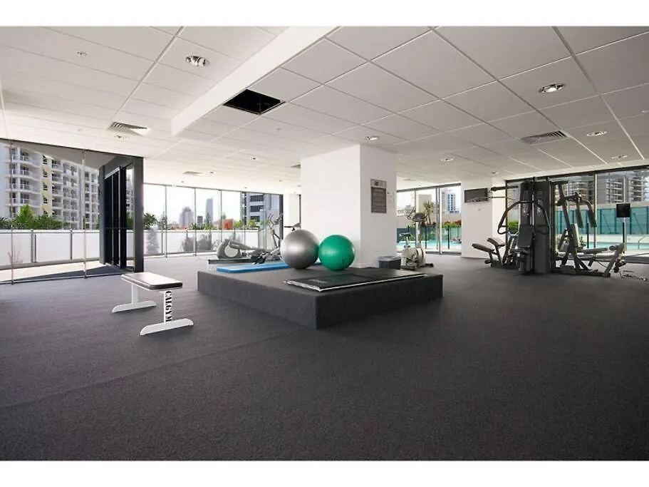 Luxury Wave Broadbeach 2302 Apartment *
