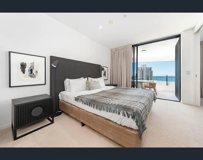 Luxury Wave Broadbeach 2302 * Gold Coast