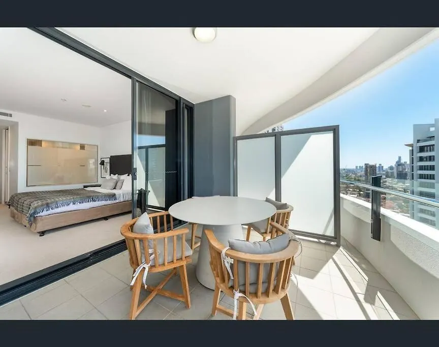 Luxury Wave Broadbeach 2302 Gold Coast