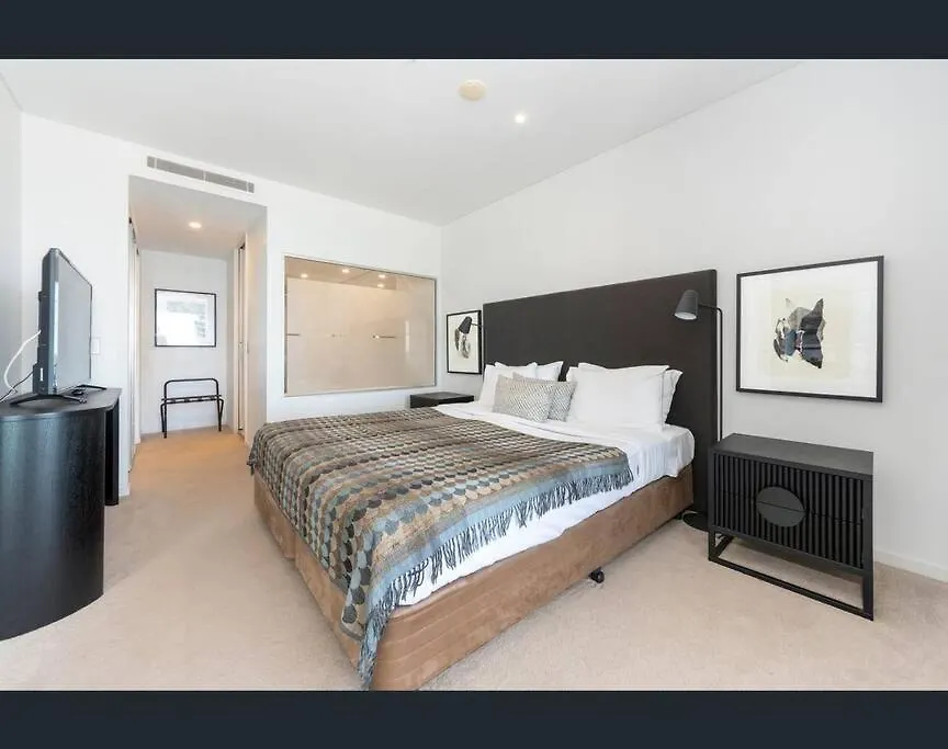 Luxury Wave Broadbeach 2302 Gold Coast