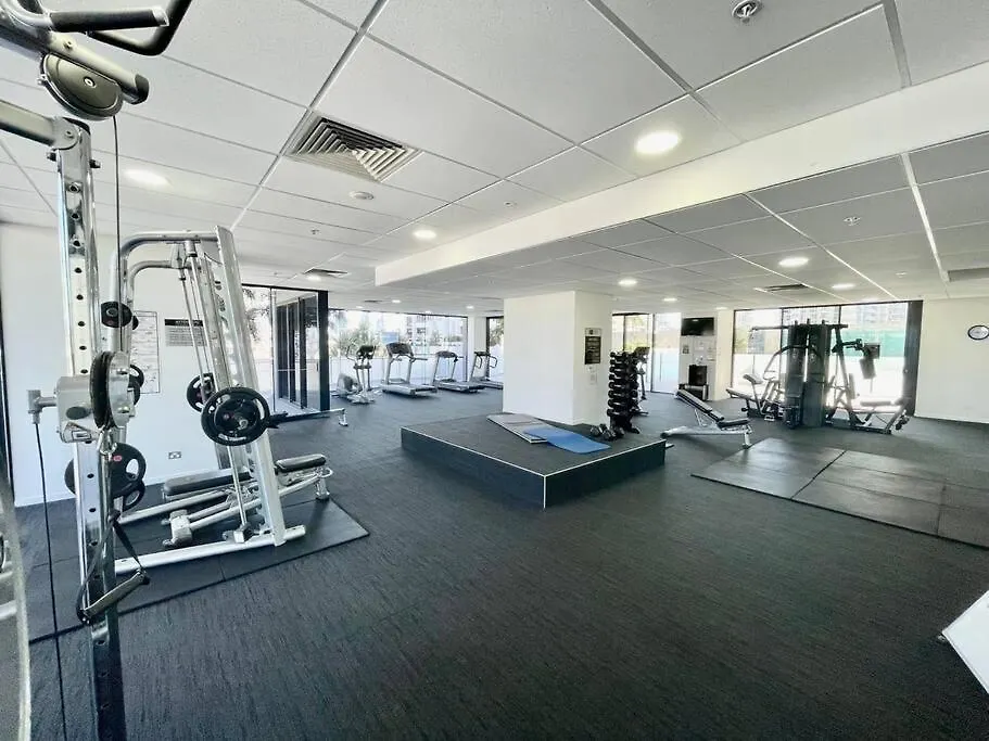 Luxury Wave Broadbeach 2302
