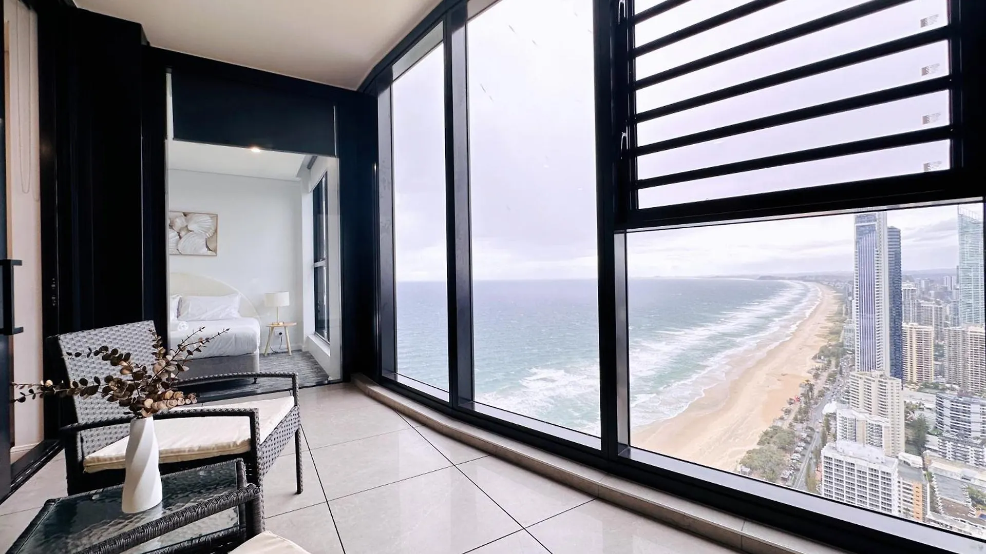 Seascape Getaway 2 Kingbeds Ocean View Freeparking Gold Coast