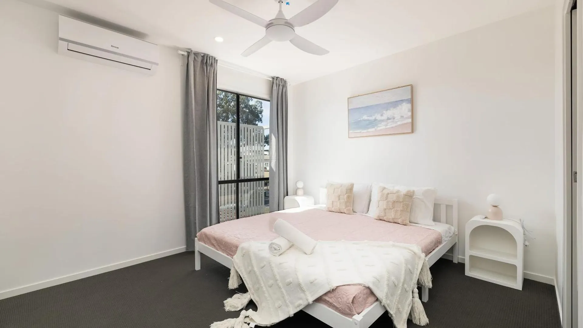Holiday home Netflix Brand New 4br Fast Nbn Ac Free Parking *