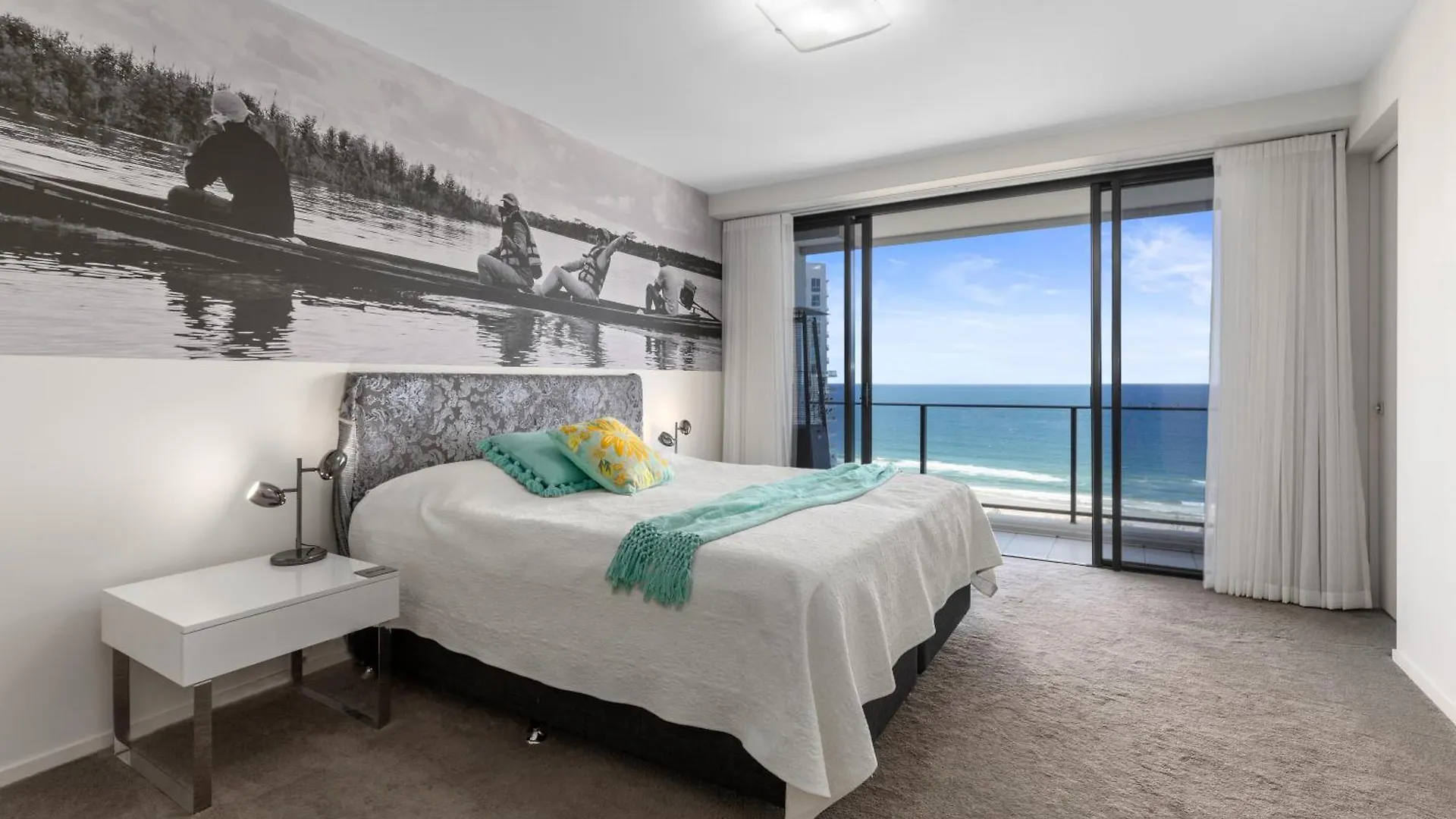 Üdülőközpont Ultra Broadbeach 4*
