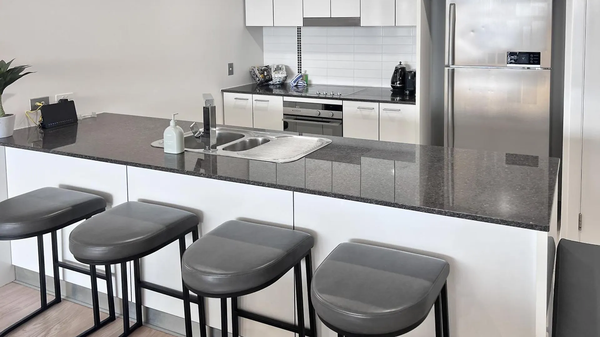 Incredible Ocean Views 3 Bed 18th Floor Gold Coast